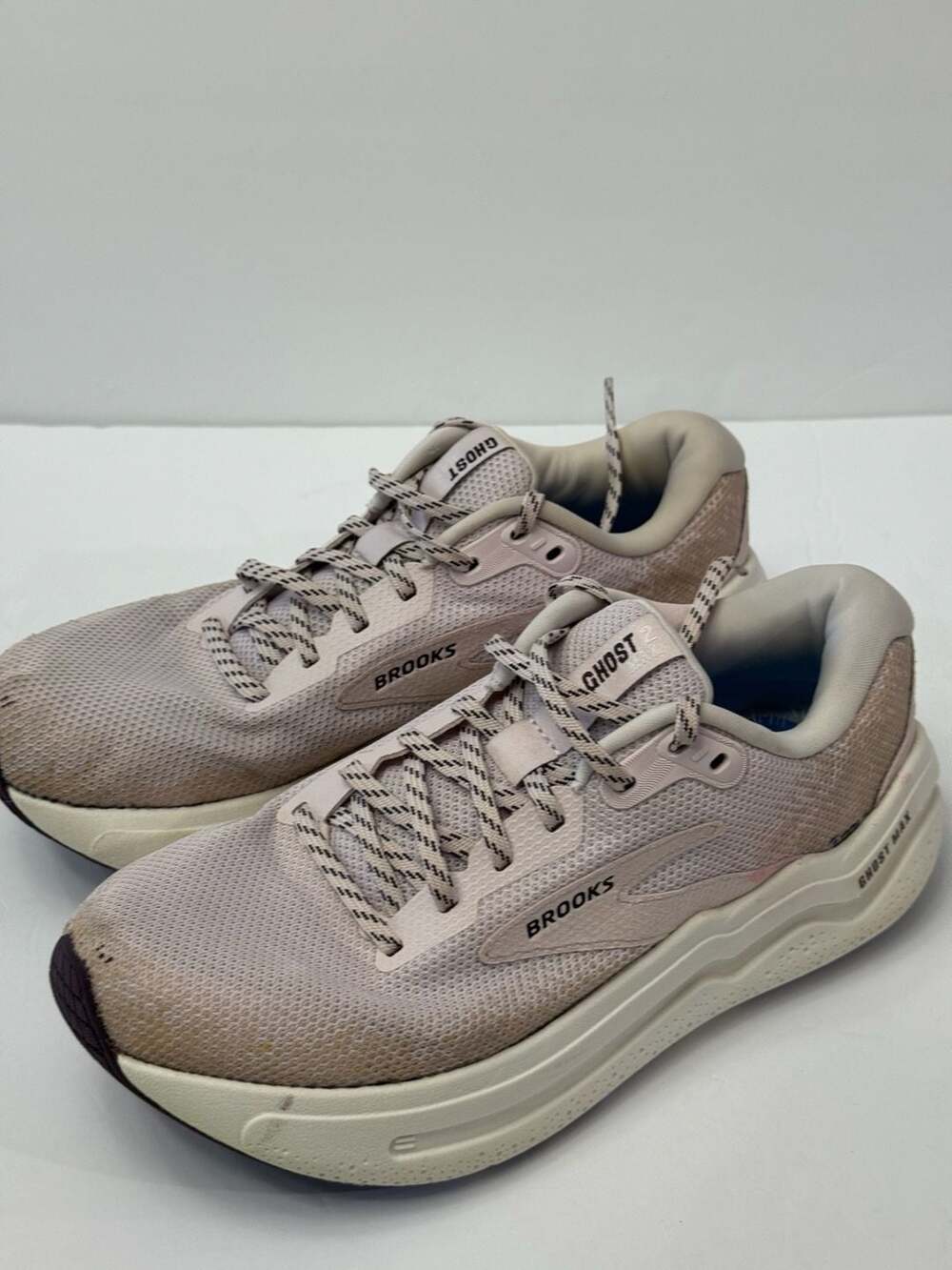 Brooks Women's Ghost Max 2 Neutral Running Shoes Orchid Ice/Plum/Coconut